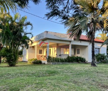 Location Maison 4 pièces 93m² PETITE ILE 97429 - Photo 6