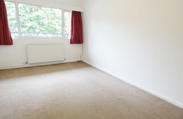 Garstang Road, Preston - Photo 1