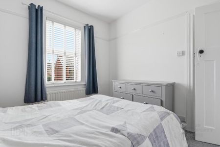 28 Loopland Park, Belfast, BT6 9DY - Photo 5