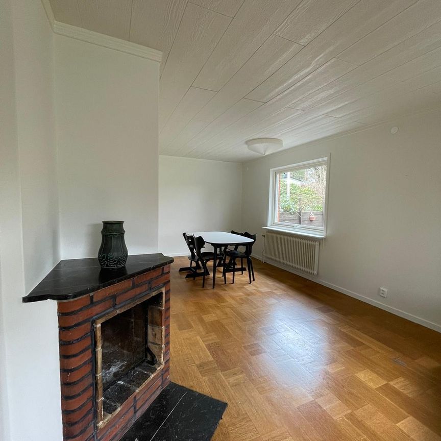 Furuhällsvägen, Mölnlycke - Photo 1