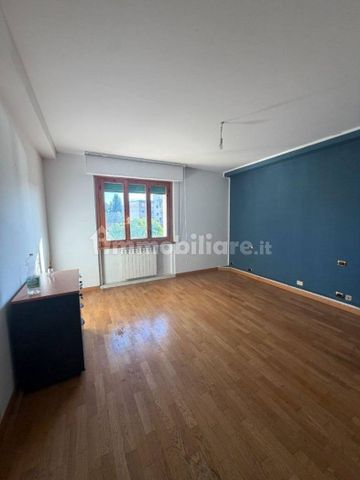 Appartamento viale Guglielmo Marconi, Centro, Poggibonsi - Photo 2