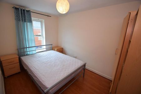 3 bedroom terraced house to rent - Photo 5