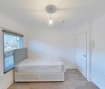 House share to rent - Photo 1