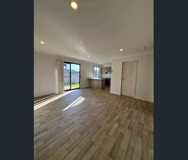 Modern & Low-Maintenance Granny Flat In Prime Location - Photo 2