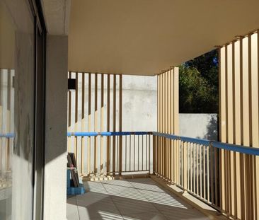 Location Appartement 2 pièces 50m² NICE 06100 - Photo 4