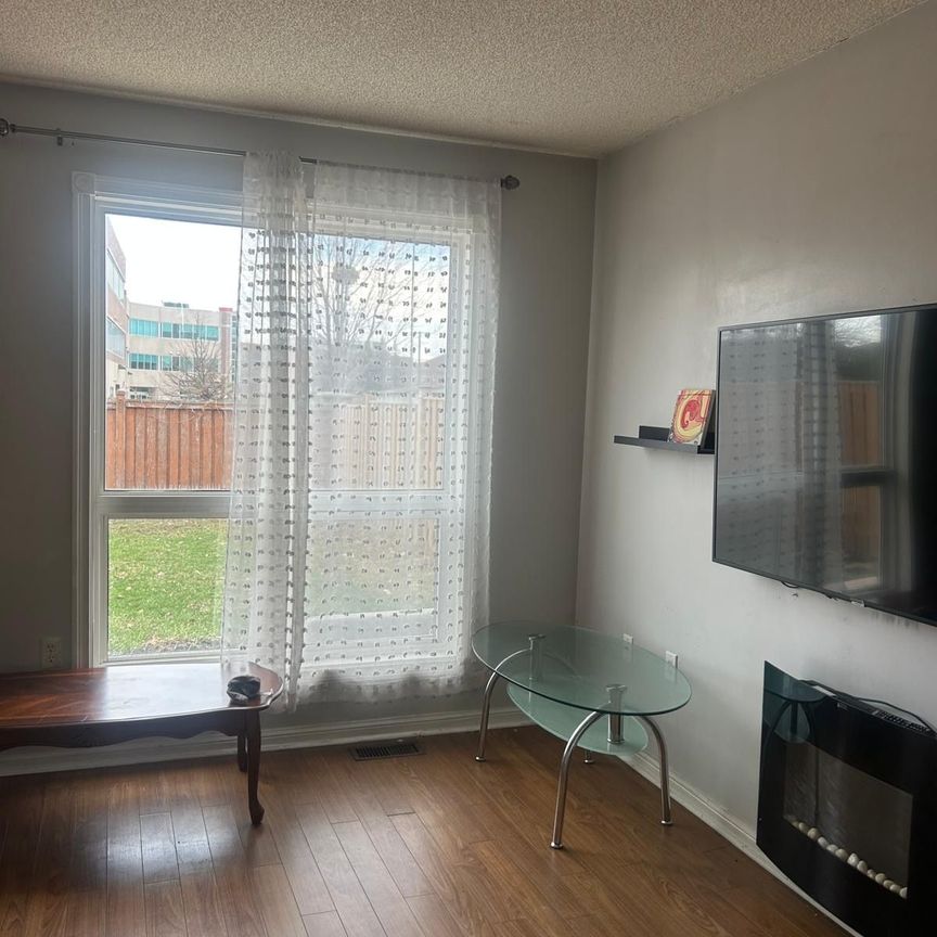 For Lease - 137 Oatfield Road, Brampton, Ontario - Photo 1