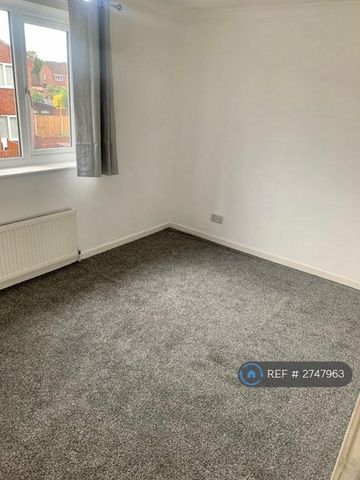 2 bedroom semi-detached house to rent - Photo 2