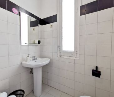 Perfect room in Redondilla Street - Photo 4