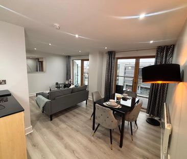 2 bedroom flat to rent - Photo 2