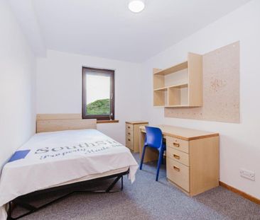 5 bedroom flat to rent - Photo 6