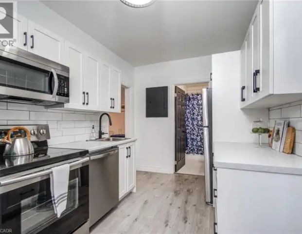 255 RAGLAN Street Unit# 2 | 255 RAGLAN Street Unit# 2, Woodstock - Photo 1