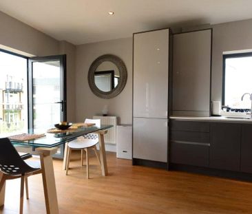 2 bedroom apartment to rent - Photo 6