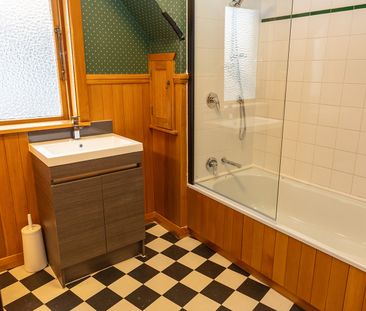 Spacious 4-Bedroom Home in the Heart of Dunedin – City Living at It... - Photo 5