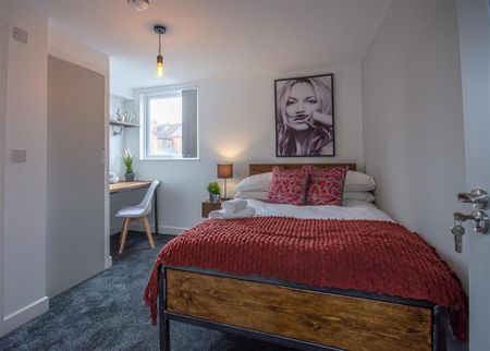 5 bedroom terraced house to rent - Photo 2