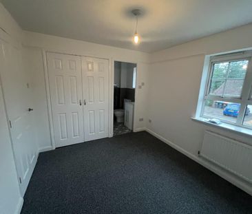 3 Bed House - Detached - Photo 1