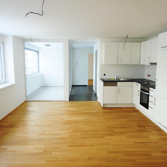 Ihr neues Zuhause in Lustenau – Moderne 2,5-Zimmerwohnung mit Wintergarten zu vermieten! - Photo 1