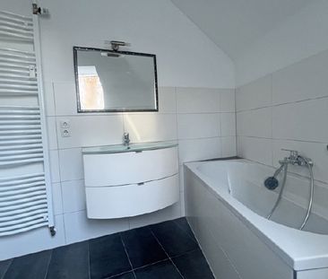 EXCLUSIVES WOHNEN IN WEINGARTEN - 2,5-ZIMMER MIT GROSSER DACHTERRASSE - Photo 3