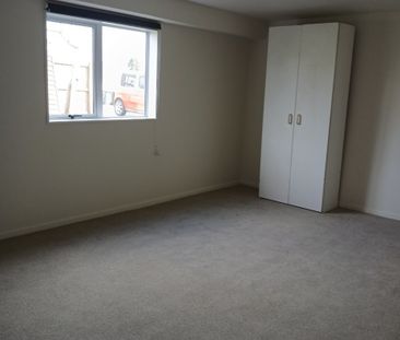 Newly Renovated Family Haven on Victoria Rd, Papatoetoe - Photo 5