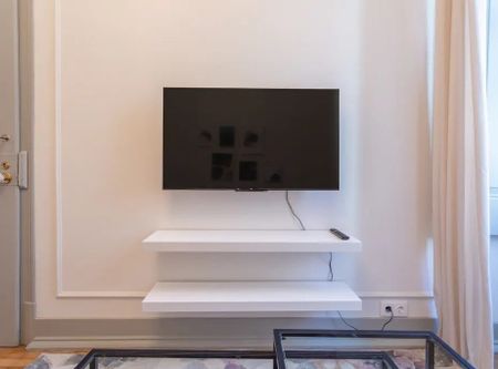 Rua Tenente Ferreira Durão, Lisbon, Lisbon 1350-315 - Photo 4