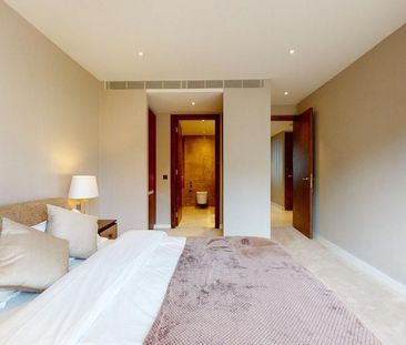 3 bedroom flat to rent - Photo 4