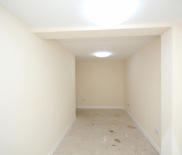 5 bedroom terraced house to rent - Photo 3