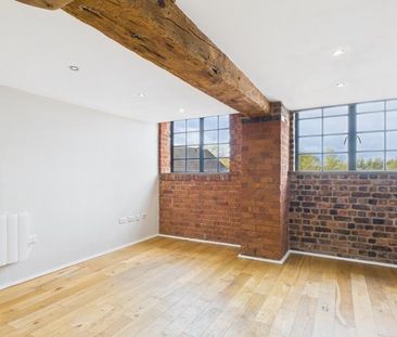 Lock Warehouse, The Docks, Gloucester - Photo 1