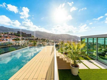 2 room luxury Apartment for rent in Funchal, Portugal - Photo 4