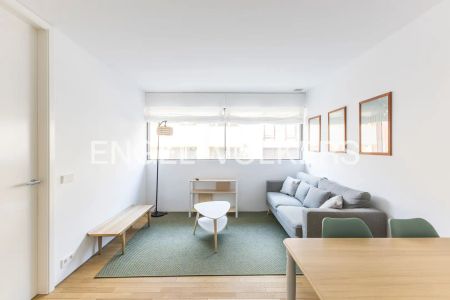 Piso de alquiler en Calle de Javier Ferrero, Ciudad Jardín - Photo 2