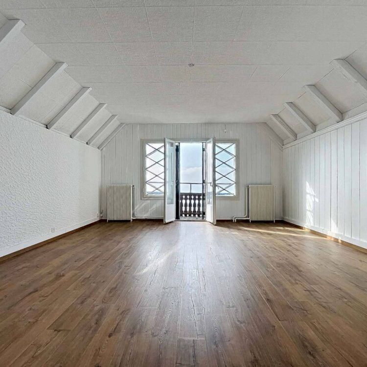 Sublime appartement 4.5 pièces d’environ 140 m2 avec vue panoramique - Photo 1