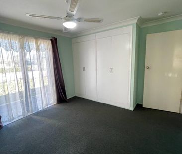Tidy Home in Close Proximity to Kingaroy Hospital - Photo 6