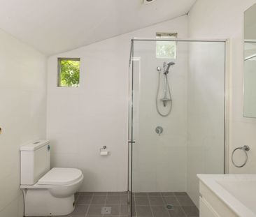 Effortless inner-city terrace living in heart of area - Photo 4