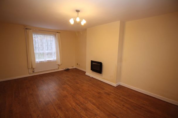 3 Bedroom Semi Detached - Photo 1