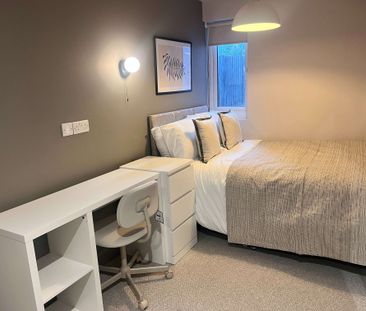De luxe co-living for the working professional - Photo 3