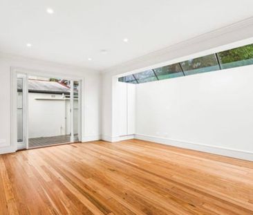 Bondi Junction - Photo 5