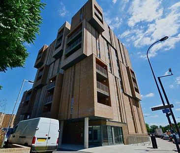 Bromley Road, London, SE6 - Photo 4