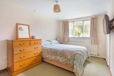 4 bedroom semi-detached house to rent - Photo 2