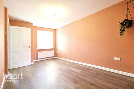 2 bedroom terraced house to rent - Photo 4