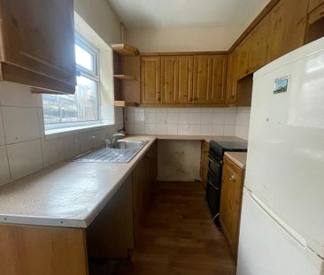 2 Bedroom Mid Terraced House For Rent - Photo 1