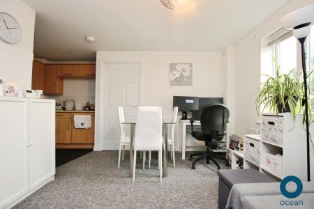 1 bedroom apartment to rent - Photo 4