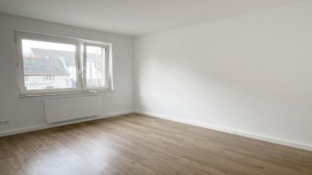 Köln-Weidenpesch! Stilvoll sanierte 3-Zimmer-Wohnung mit Balkon in Köln (CA 4939) - Photo 3
