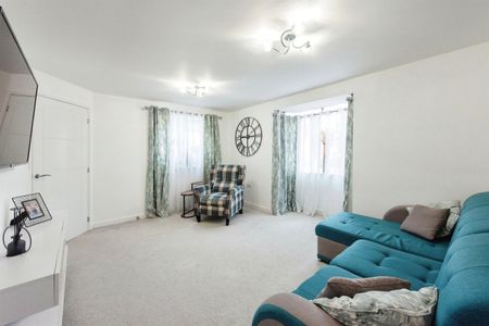 Westhorpe Avenue - Photo 2