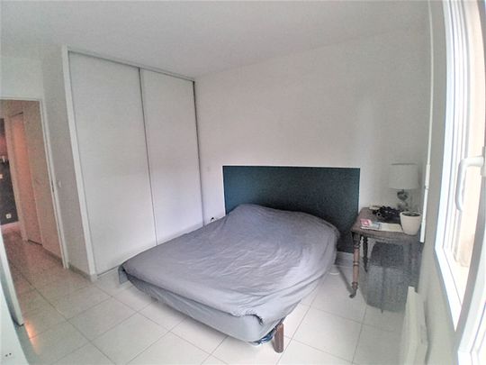 AIX LA DURANNE APPARTEMENT T3 MEUBLE AVEC TERRASSE ET GARAGE, - Photo 1