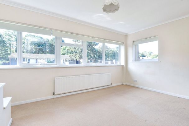 2 bedroom maisonette to rent Clare Court, Lower Camden, Chislehurst, BR7 - Photo 1