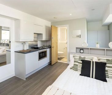 Studio to rent - Photo 2