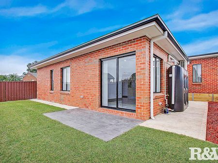 Modern Granny Flat - Photo 4