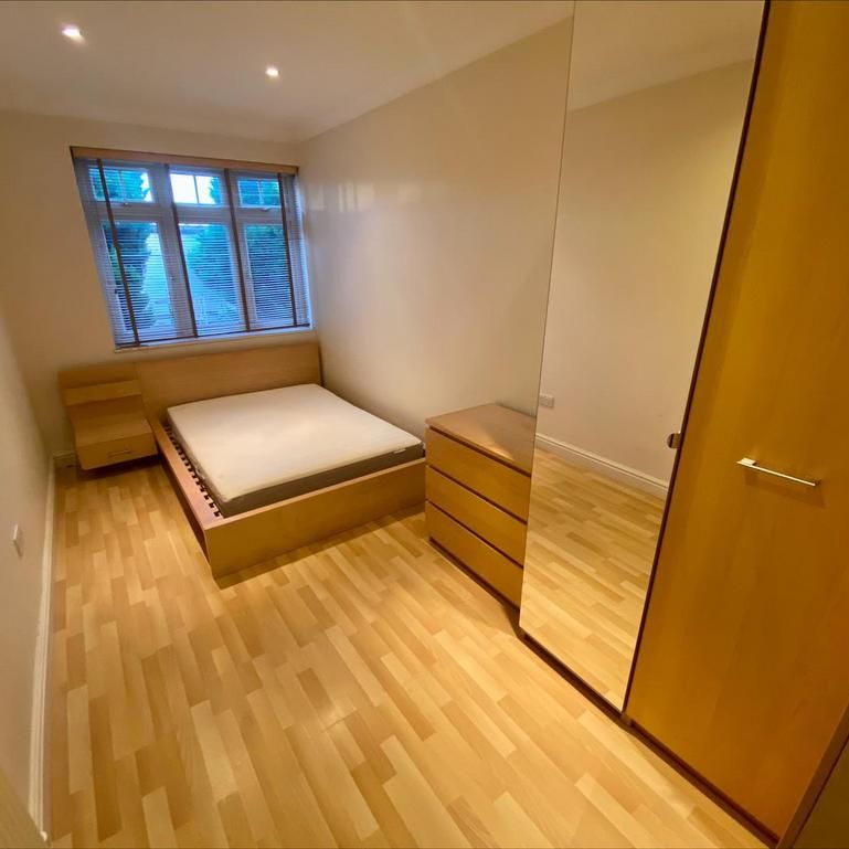 1 bedroom in a house share to rent - Photo 1