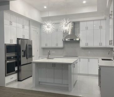 For Lease - 57 Phillip Avenue Unit# Main-Upper, Toronto, Ontario - Photo 4