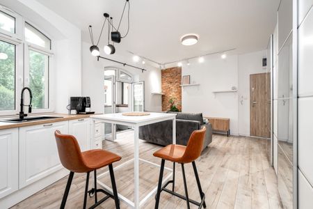 Przytulna kawalerka w centrum–cisza, styl i wygoda 32 m² - Photo 3
