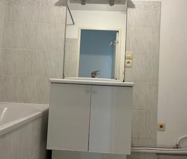 Louer appartement 3 pièces de 64 m² - Photo 2