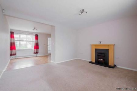 3 bedroom property to rent in Holmfirth - Photo 3